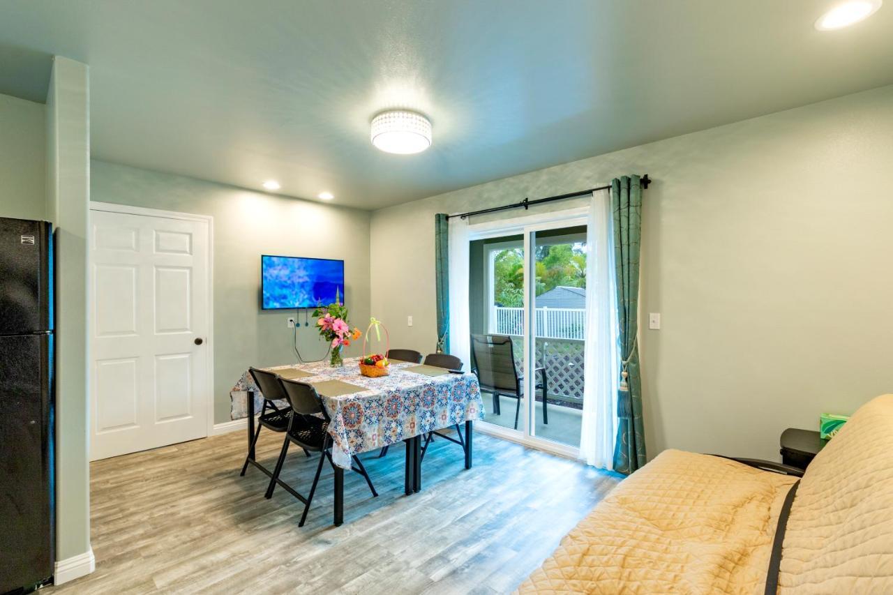 Ocean Breeze Inn Keaau Extérieur photo