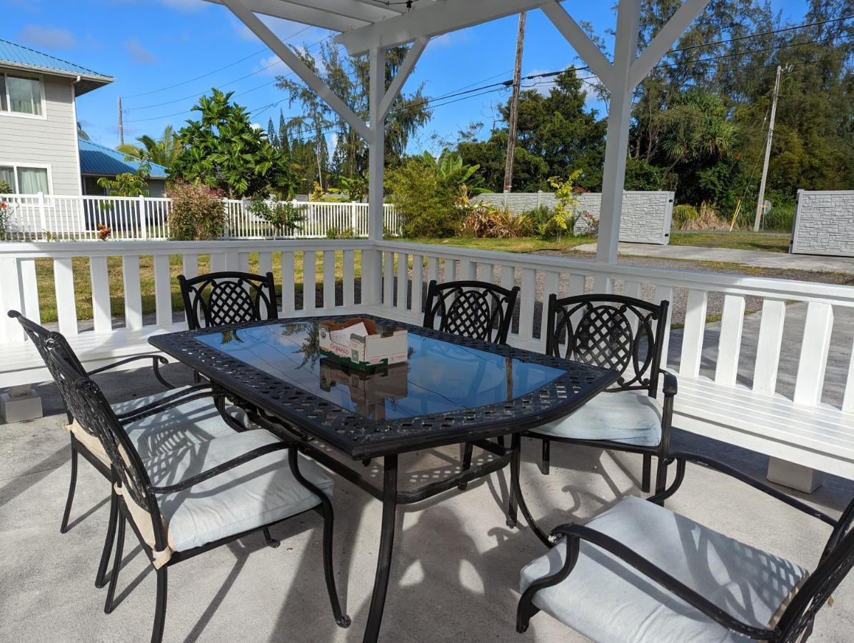Ocean Breeze Inn Keaau Extérieur photo