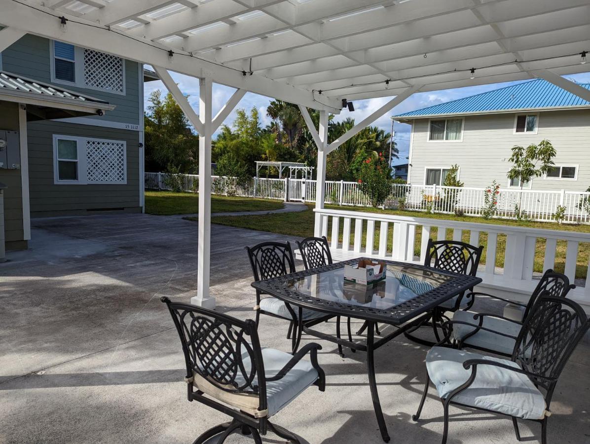 Ocean Breeze Inn Keaau Extérieur photo
