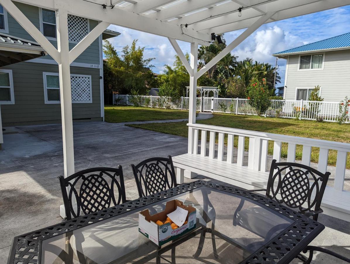 Ocean Breeze Inn Keaau Extérieur photo